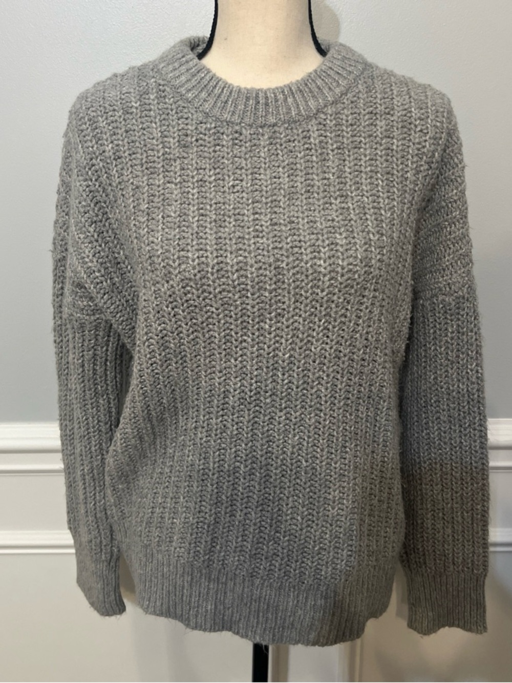 Aerie Chunky Knit Pullover Round Neck Winter Warm Long Sleeve Thick Sweater S